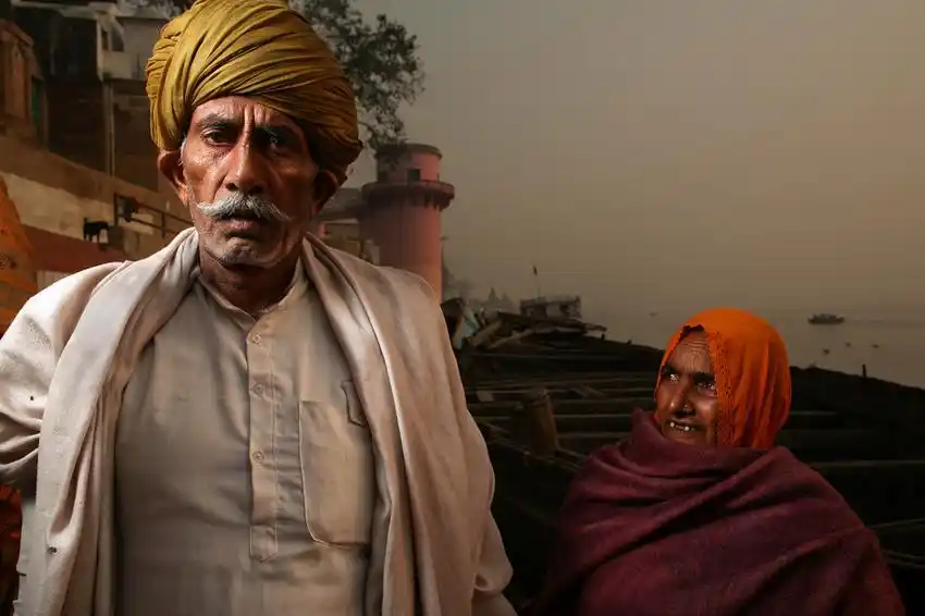 山西平陆黄河湿地迎来首批越冬野生白天鹅