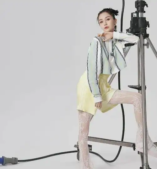 王牌对王牌杨颖穿旗袍(王牌对王牌杨颖穿旗袍完整)-天晟网