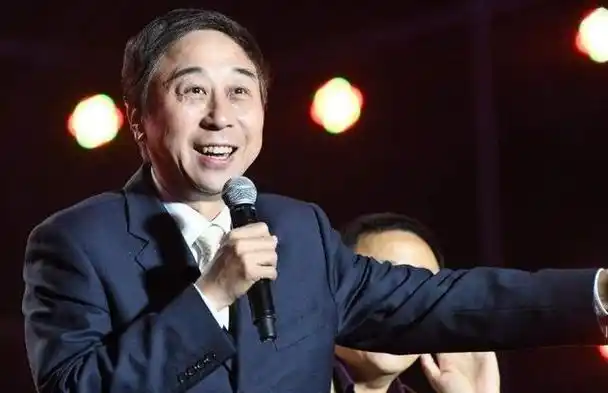 冯巩:帮助牛群,扶持贾玲,他的为人到底有多好?