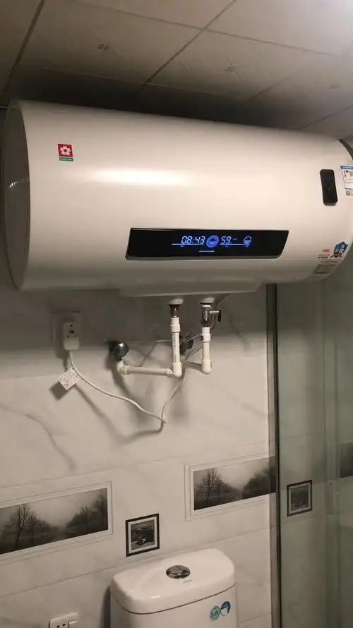 樱花电热水器储水