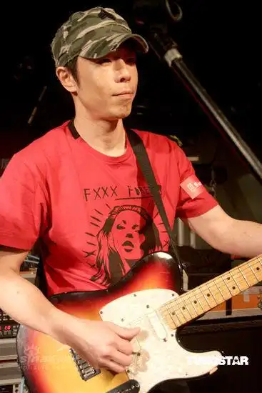 图文范晓萱黄贯中彩排黄贯中吉他solo