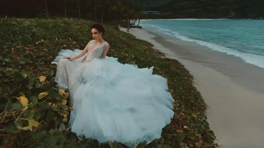 单身少女拍婚纱照是种什么体验