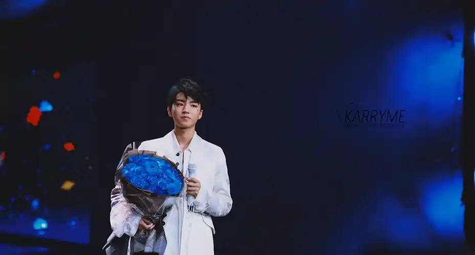 09.22 王俊凯19岁-此刻之外-生日会×cr:logo