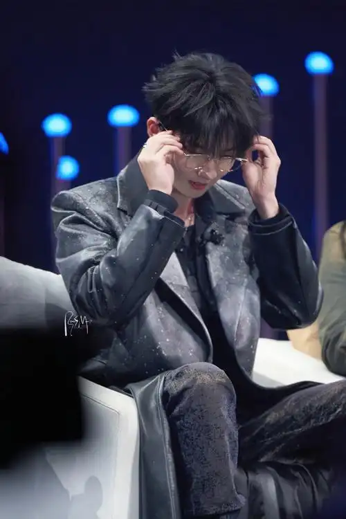 马嘉祺 廿一幕启循光赴盛景##马嘉祺的二十一载记录簿