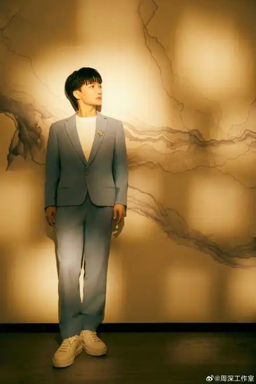 周深再唱人间星河##周深人间星河舞台梦幻感##第二届湖南旅游发展