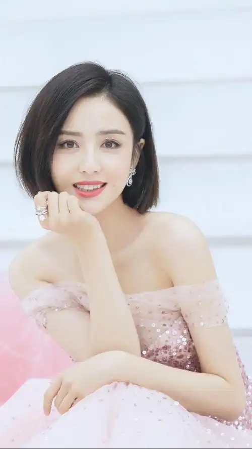 惊鸿一瞥,难以忘怀——佟丽娅