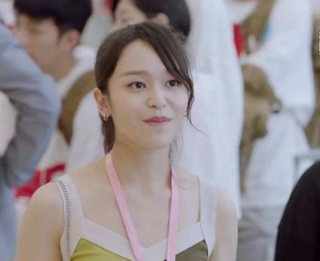 亲爱的热爱的:韩商言生病,周珊见缝插针被轰走,网友:太过瘾