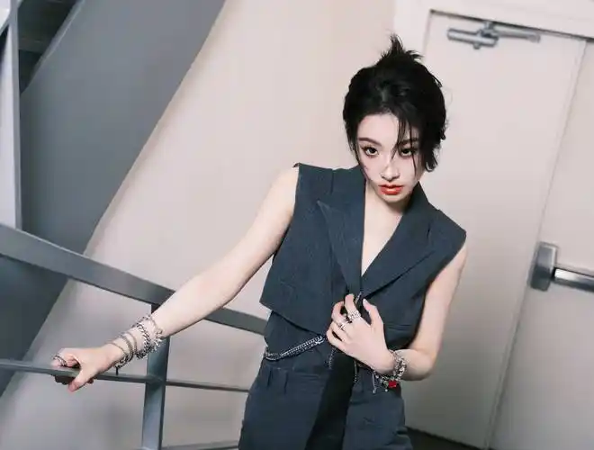 喻言时尚大片写真合集