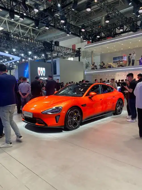 北京车展#这是第三次来北京车展了,现场偶遇了雷总～小米真是太涣了