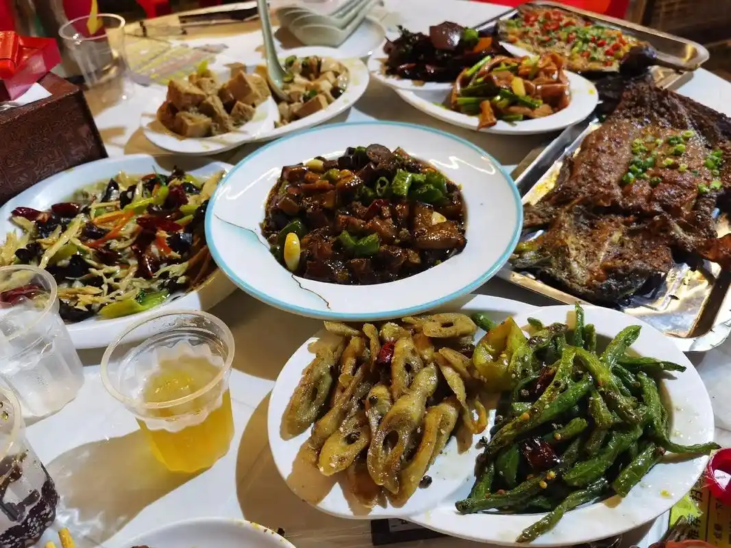 铁锤妹妹美食分享之大排档