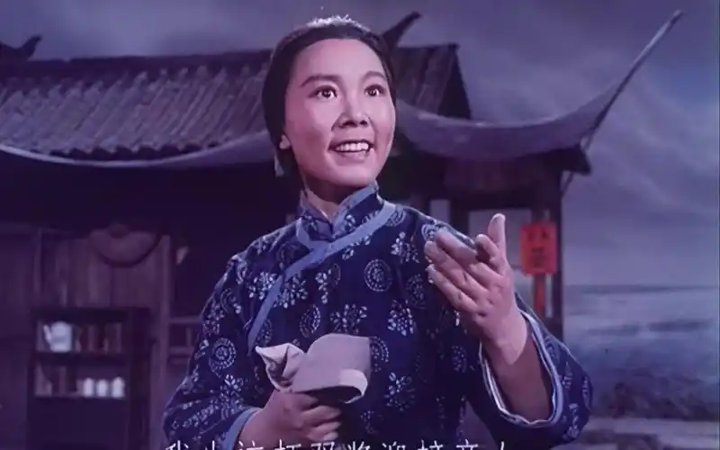 现代京剧《沙家浜》唱段【我也该打双桨迎接亲人】