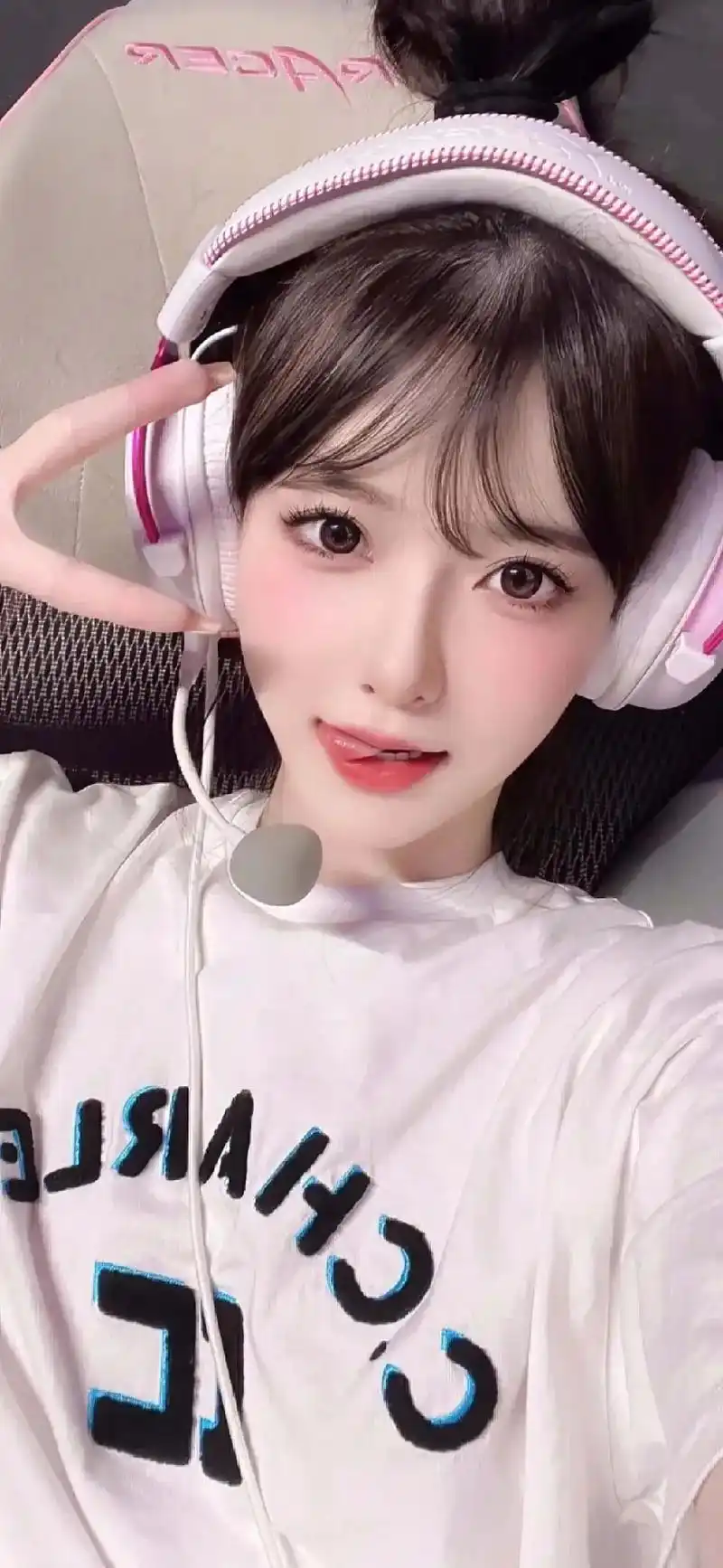 美女壁纸高清无水印 #手机壁纸 #美女壁纸真人图片 #高清 - 抖音