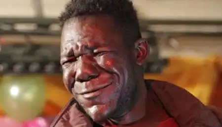 津巴布韦男子蝉联最丑先生称丑与生俱来妻子没有情敌