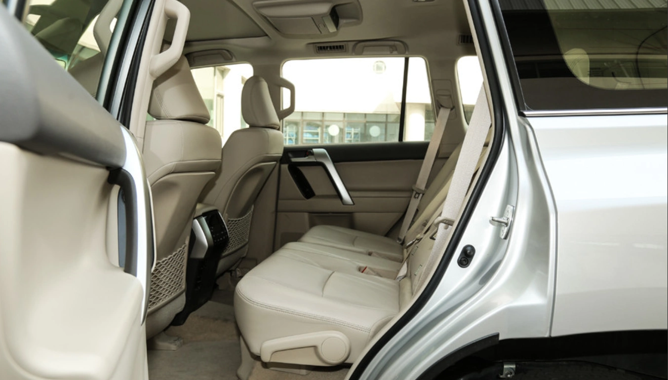 赏析普拉多的外观和内饰