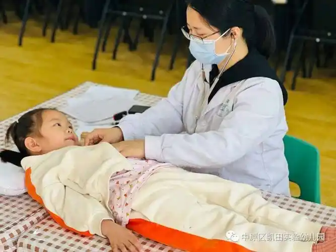 呵护健康,关爱成长——凯田幼儿园"六一"体检活动_检查_医生_运动