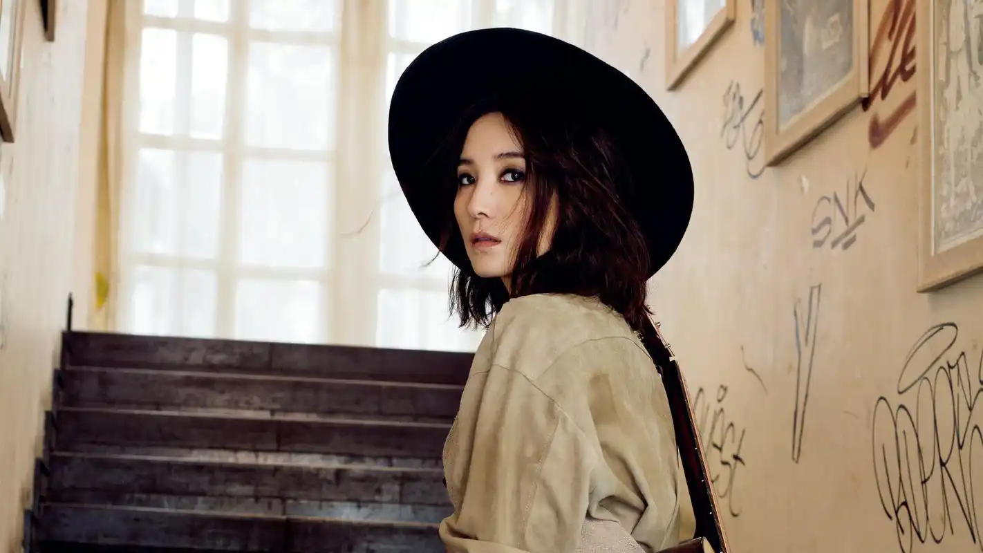 首页 桌面壁纸 大陆明星 性感女星宋佳帅气写真高清电脑壁纸 (2/ 5)