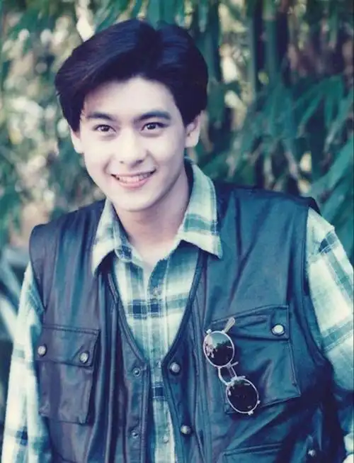 2月28日林志颖发文庆祝出道32周年