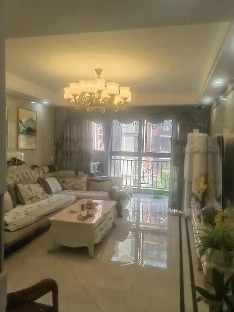 丹桂园140平精装,三房两厅两卫,南北通透,售价120万,看 - 抖音