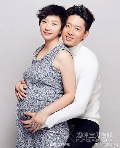 凌潇肃的媳妇儿长得好像