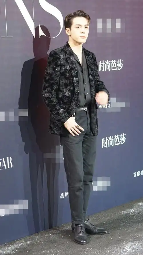 男明星土起来,真就没女明星什么事儿了