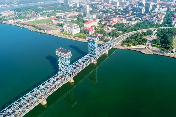 航拍天津滨海新区海门大桥