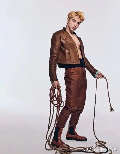 当男明星开始秀肌肉肖战许光汉太帅许凯太意外了