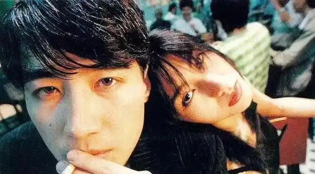 初恋倪震,迷倒黎明,与男模姐弟恋,"富豪杀手"李嘉欣竟是颜控|乐基儿