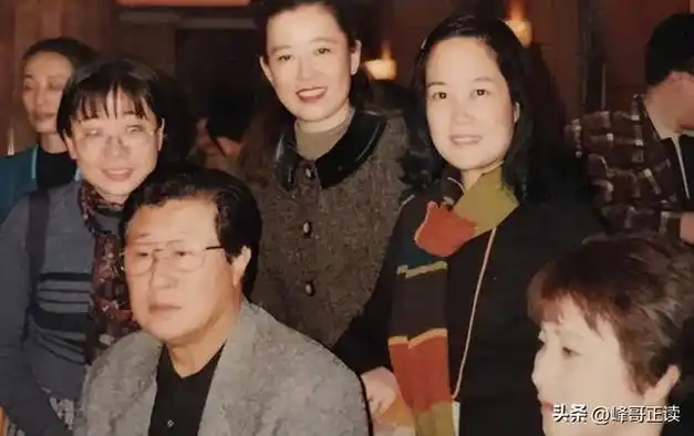 一代男神王心刚高龄92岁与病妻白头偕老儿女已飞黄腾达