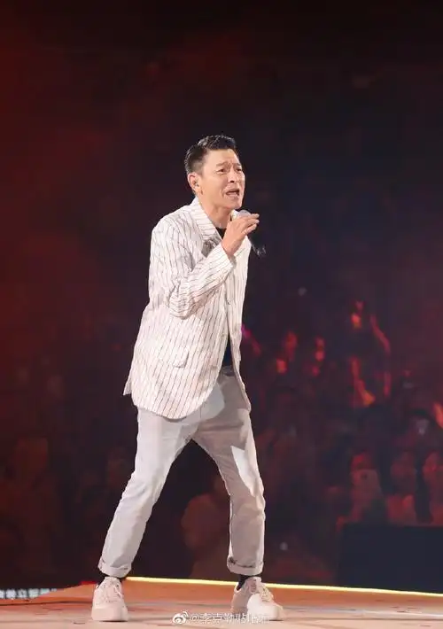 会#@李克勤特邀嘉宾:刘德华 18p#李克勤尾场嘉宾刘德华#李克勤超话