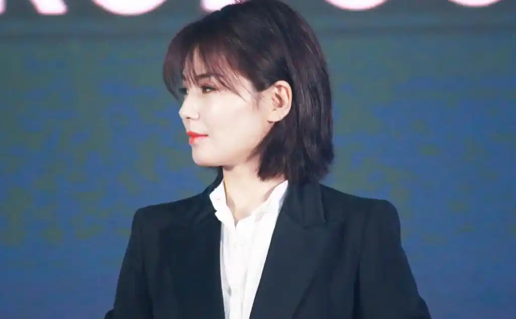 41岁刘涛新发型意外走"红",换成摩卡波波头显小20岁,美爆了