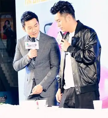 三个奶爸陈赫现场搞怪与李晨组门板cp