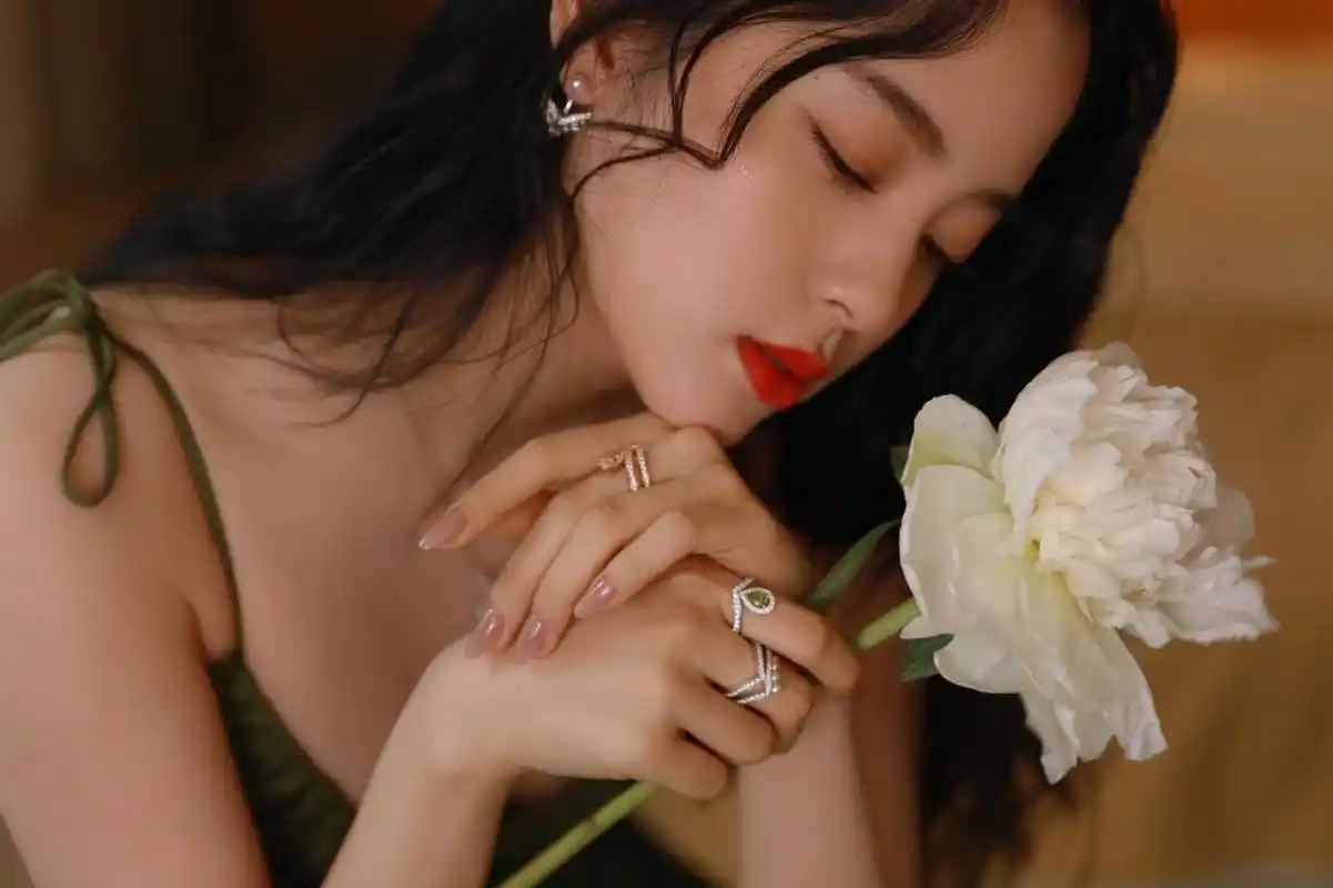 欧阳娜娜 性感写真图