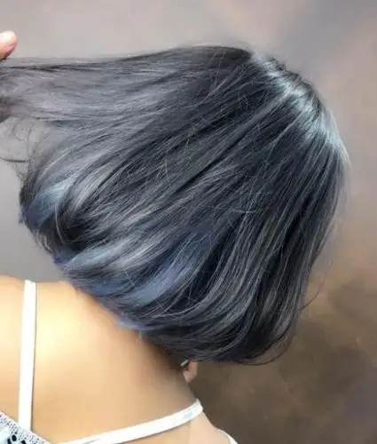 奶奶灰掉色了还可以补救吗随着洗头次数变多,蓝色会