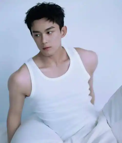 原创被记者问要不要跟陈建斌演一回父子的吴磊脱口而出谁是爸