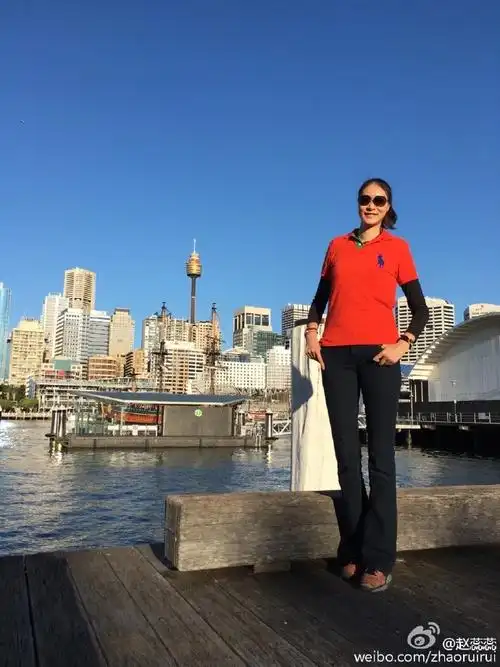 赵蕊蕊身高1米97,一双大长腿令人羡慕.