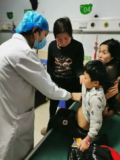 妇幼儿科——规范交班查房提升优质服务