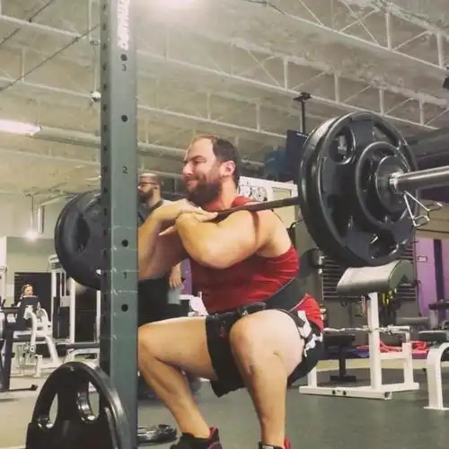 很多小年轻健身只练腹肌却很少见大叔练腹肌这是为何