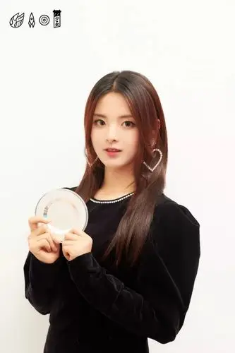 "横冲直撞"半年,火箭少女101是否已经成长为"新时代女团"?