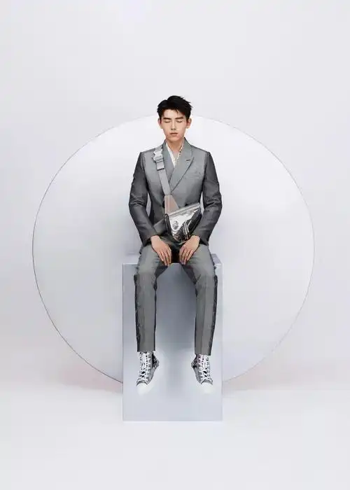 迪奥中国区千禧大使陈飞宇,迪奥香氛世家大使黄景瑜,韩东君,功夫演员