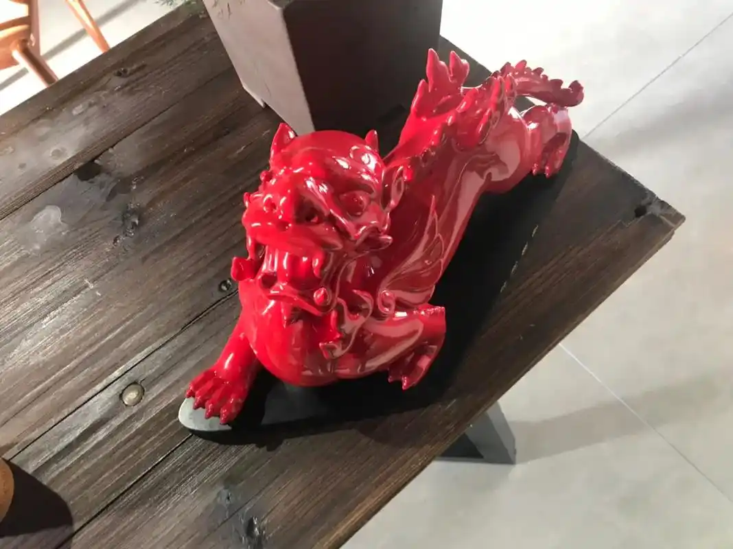 德化富贵红纳财貔貅摆件
