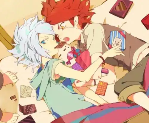 眼睛发蓝这是什么病 2011-02-12 求图:蓝发蓝眼的男生,要动漫的那种图