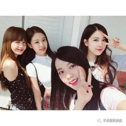 black pink头像大全,black pink闺蜜四人头像
