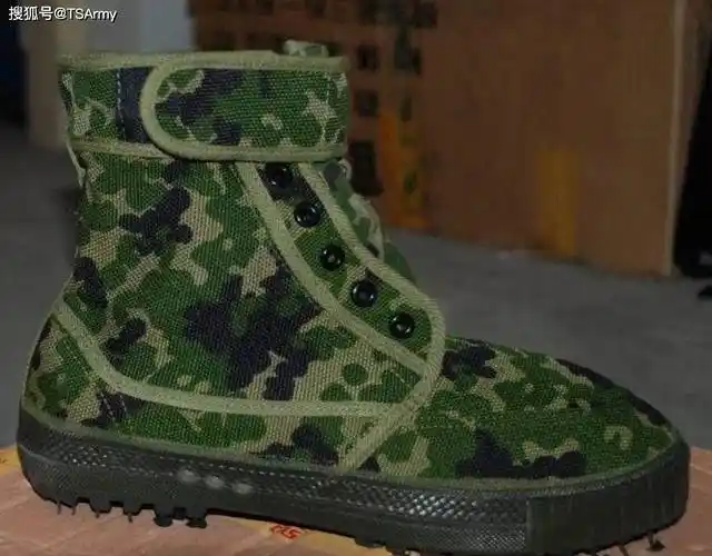 中国的军用作战靴变迁史_鞋底_鞋帮_部队