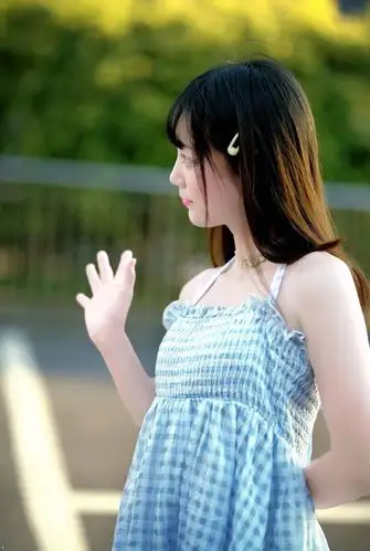 让姑娘的皮肤更加白皙细嫩