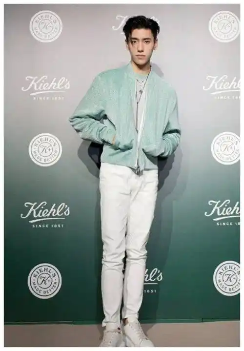 原创王子异能不能给女生留点面子穿上长裤的腿我都惭愧