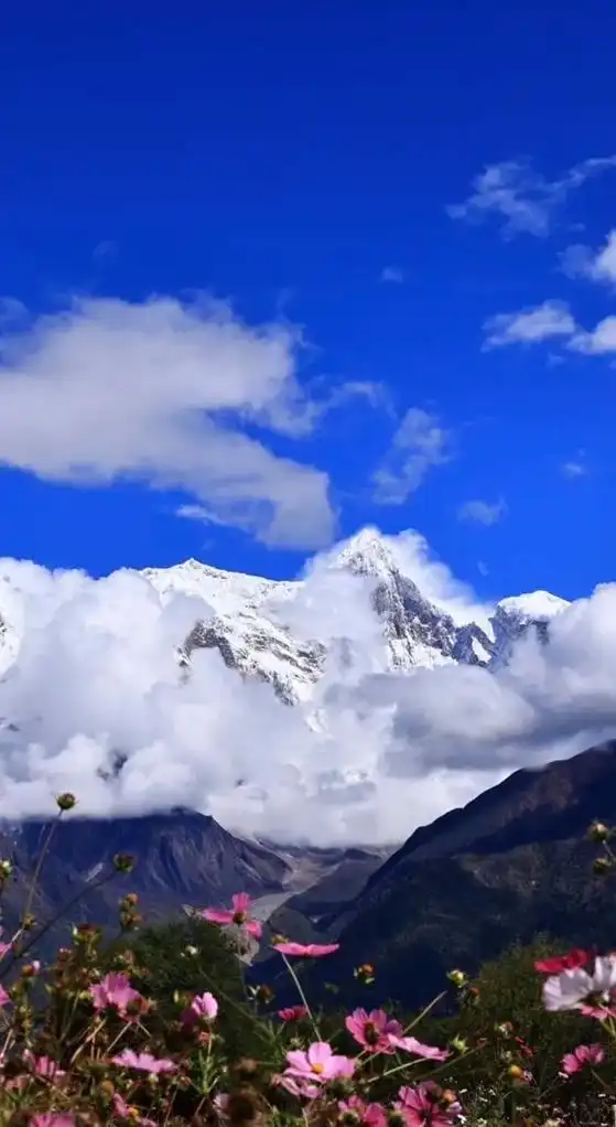 中国最美山峰-南迦巴瓦峰,净化心灵,洗涤心灵的圣地.愿自己一 - 抖音