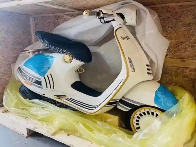 vespa  #迪奥摩托  #迪奥先生  #摩托车  #bv  #踏板  #老北京 #只