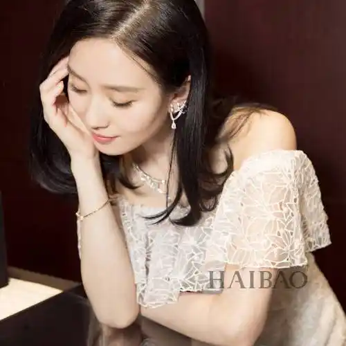 刘诗诗短发亮相,网友戏称最美樱桃小丸子