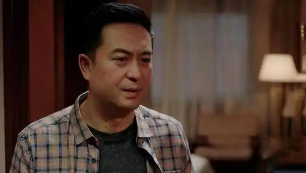 张嘉译跟王海燕用行动告诉我们这世界上有不透风的墙