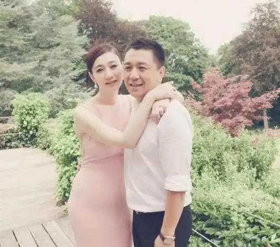 "47的"人间尤物"李小冉,终究是活成了笑话|鄢颇|梅婷|陈坤|孙东海